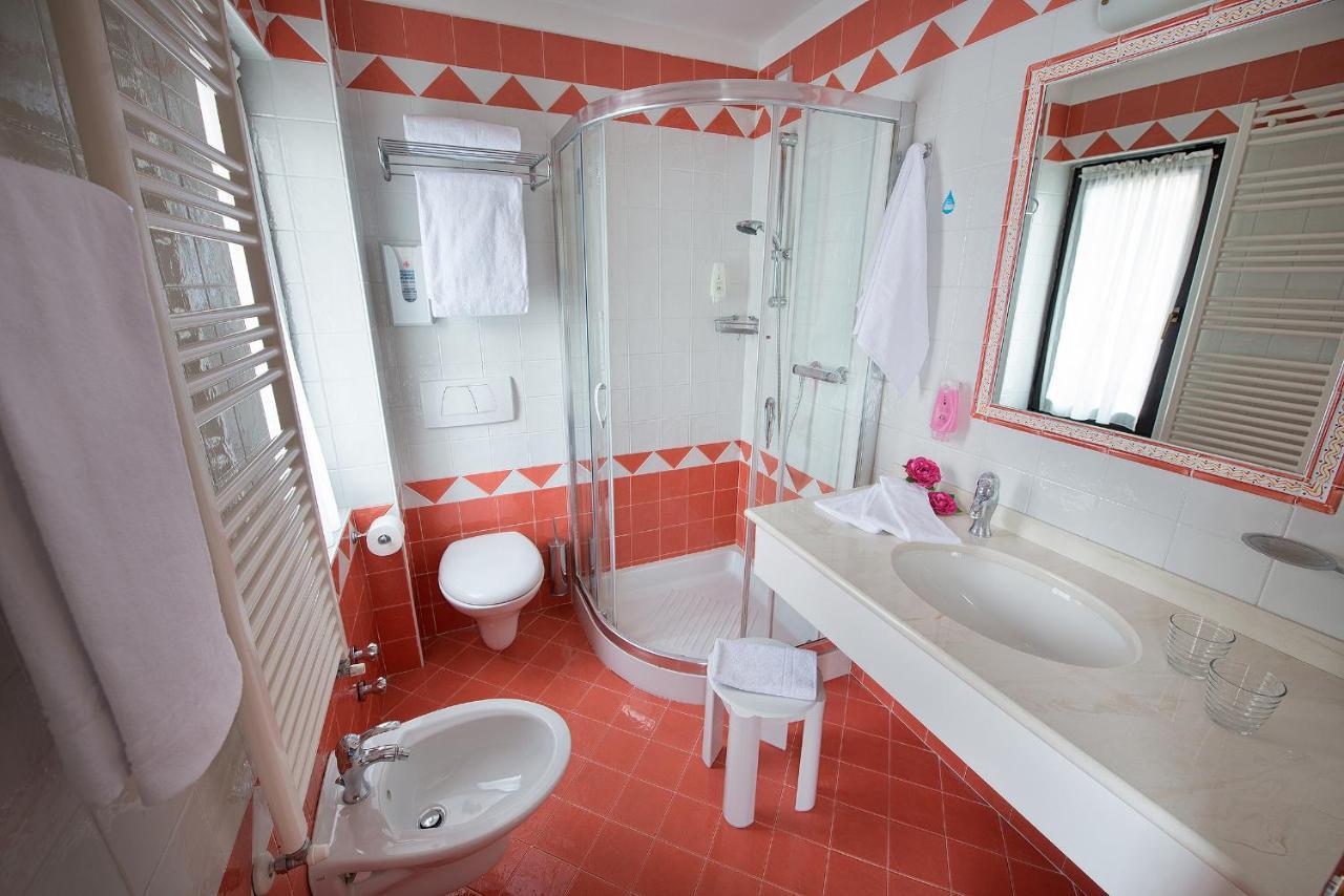 Hotel Cristallo Peio Rum bild